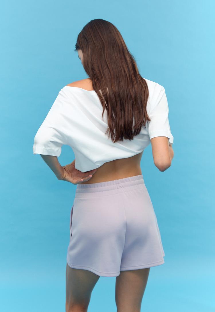 short com costuras de toque suave