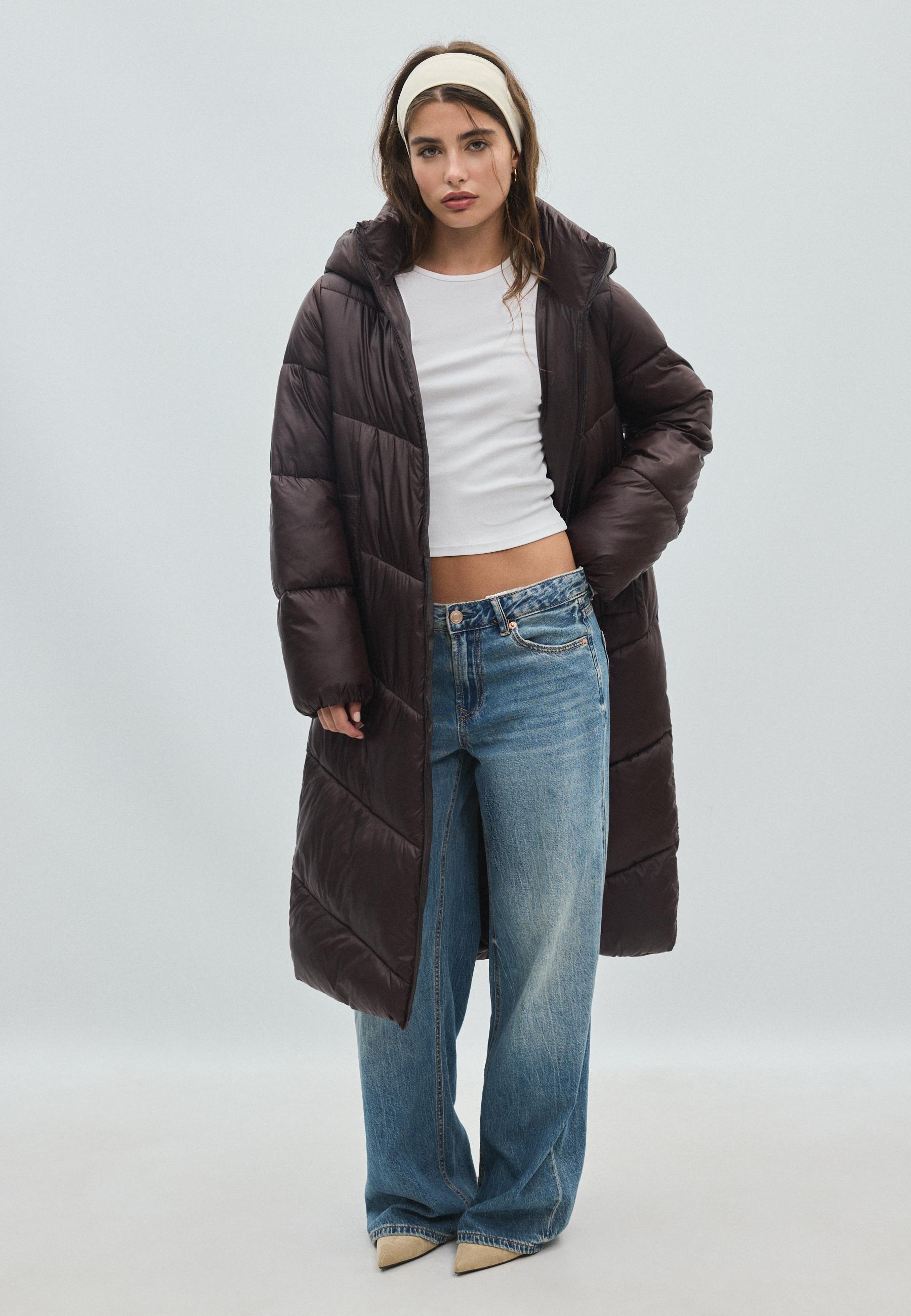Stradivarius Basic kapitone kaban görsel 7