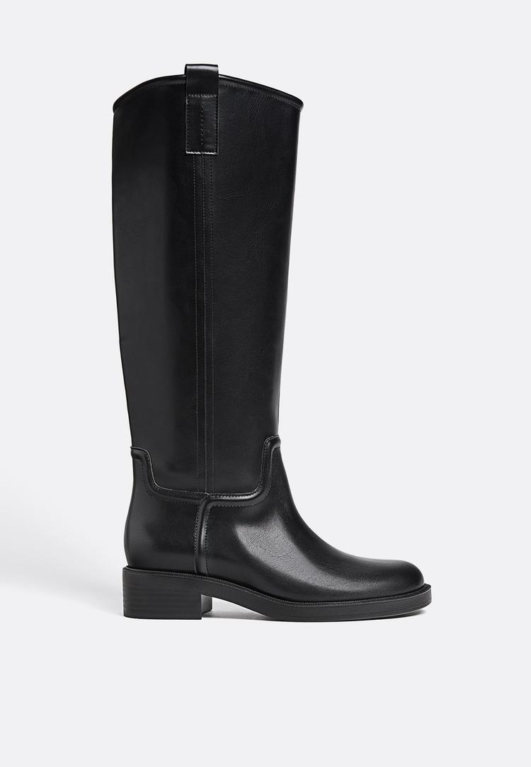 flat equestrian style boots
