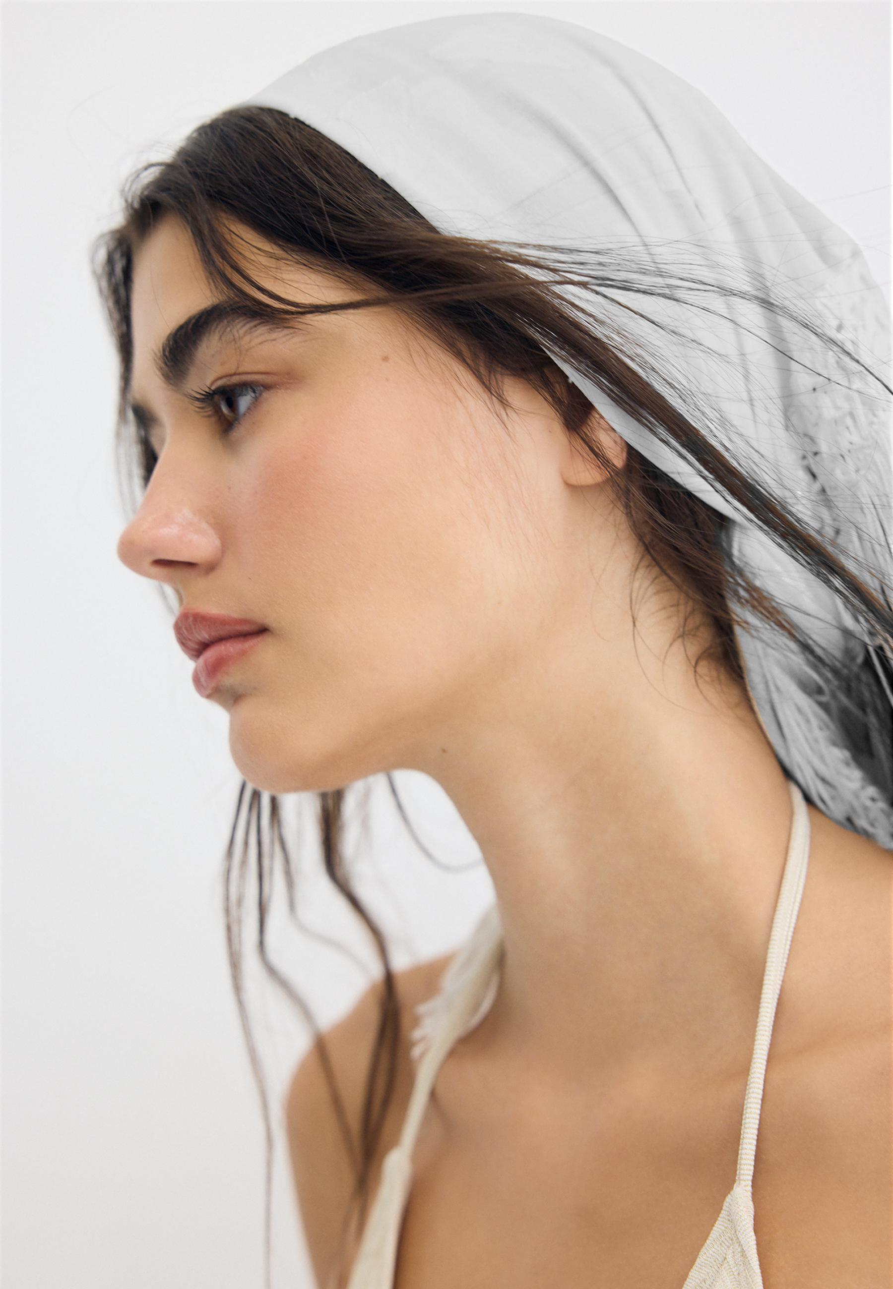 Fringed floral pareo — Ecru