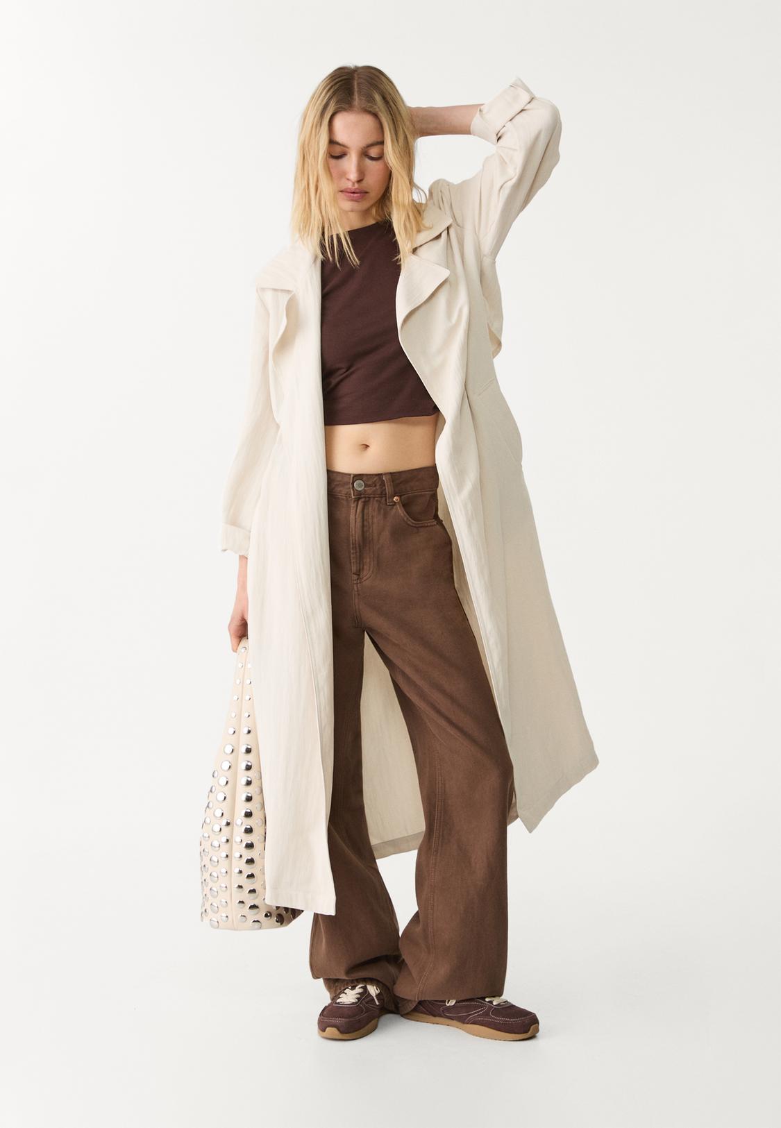 Long flowing trench coat with belt Women's fashion