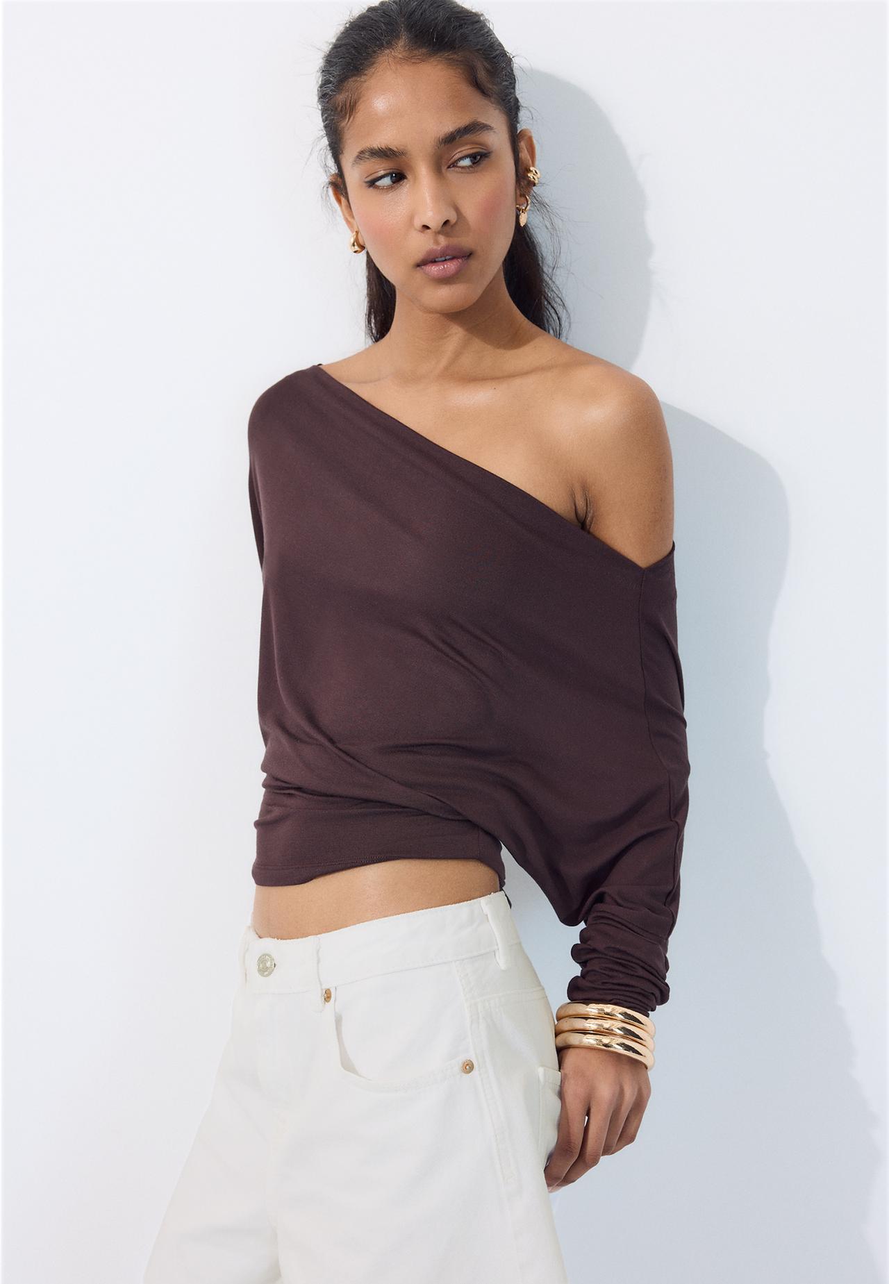 Asymmetric modal T-shirt — Brown