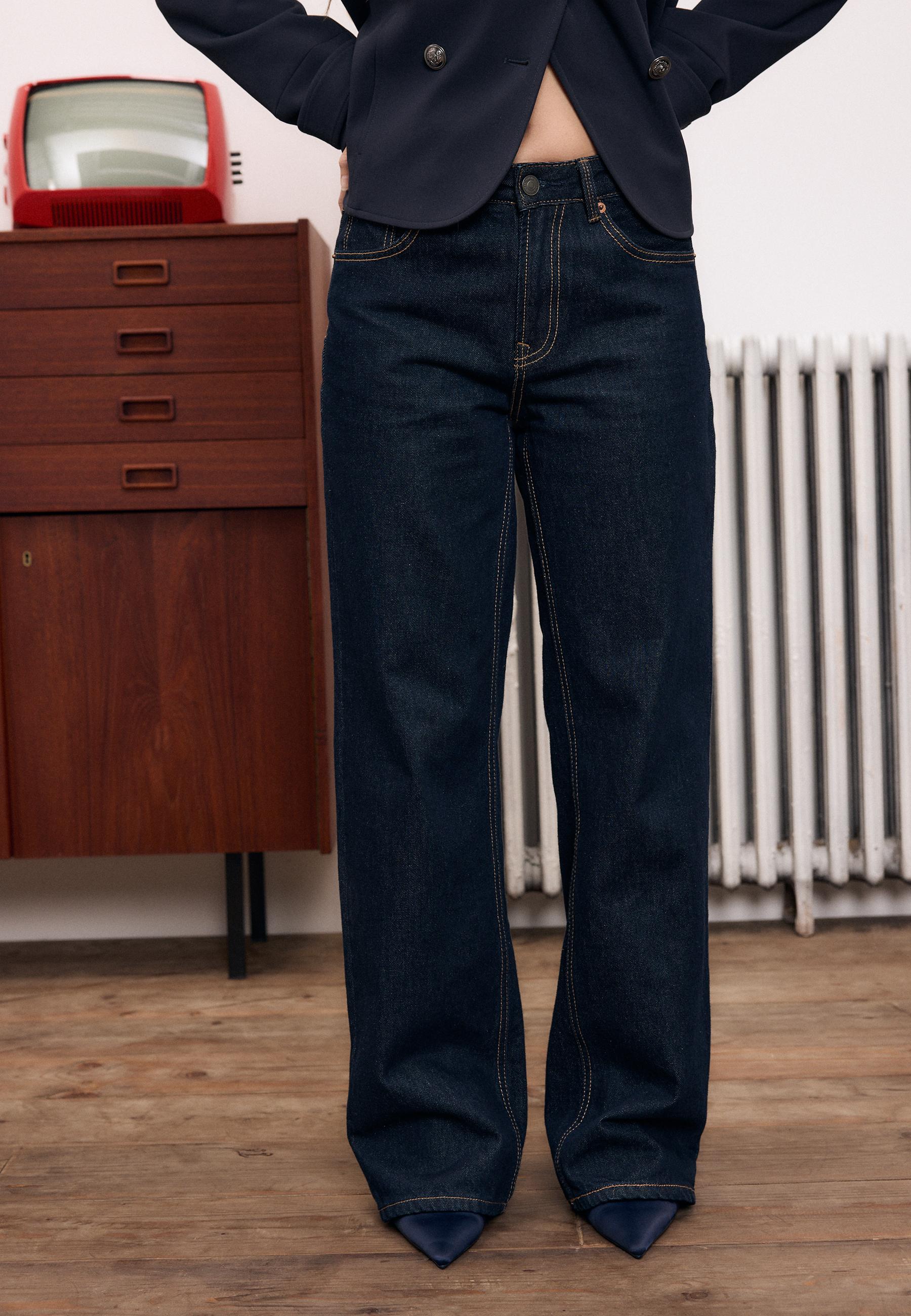 D91 Low wide-leg jeans — OVERDYED BLUE DENIM