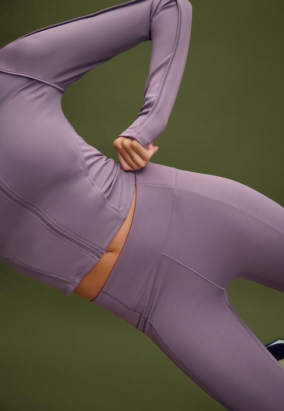 leggings tobilleros recortes