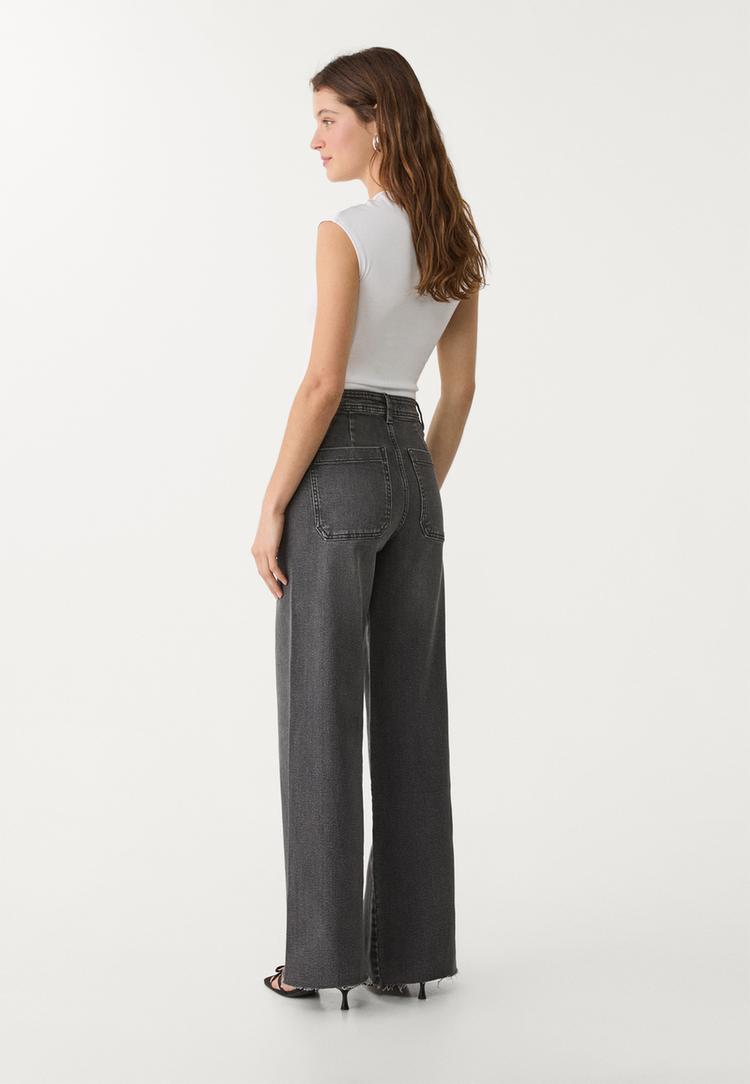 jeans straight fit bolsillos