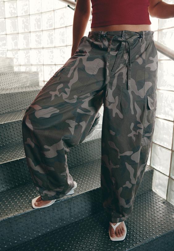 printed cargo trousers