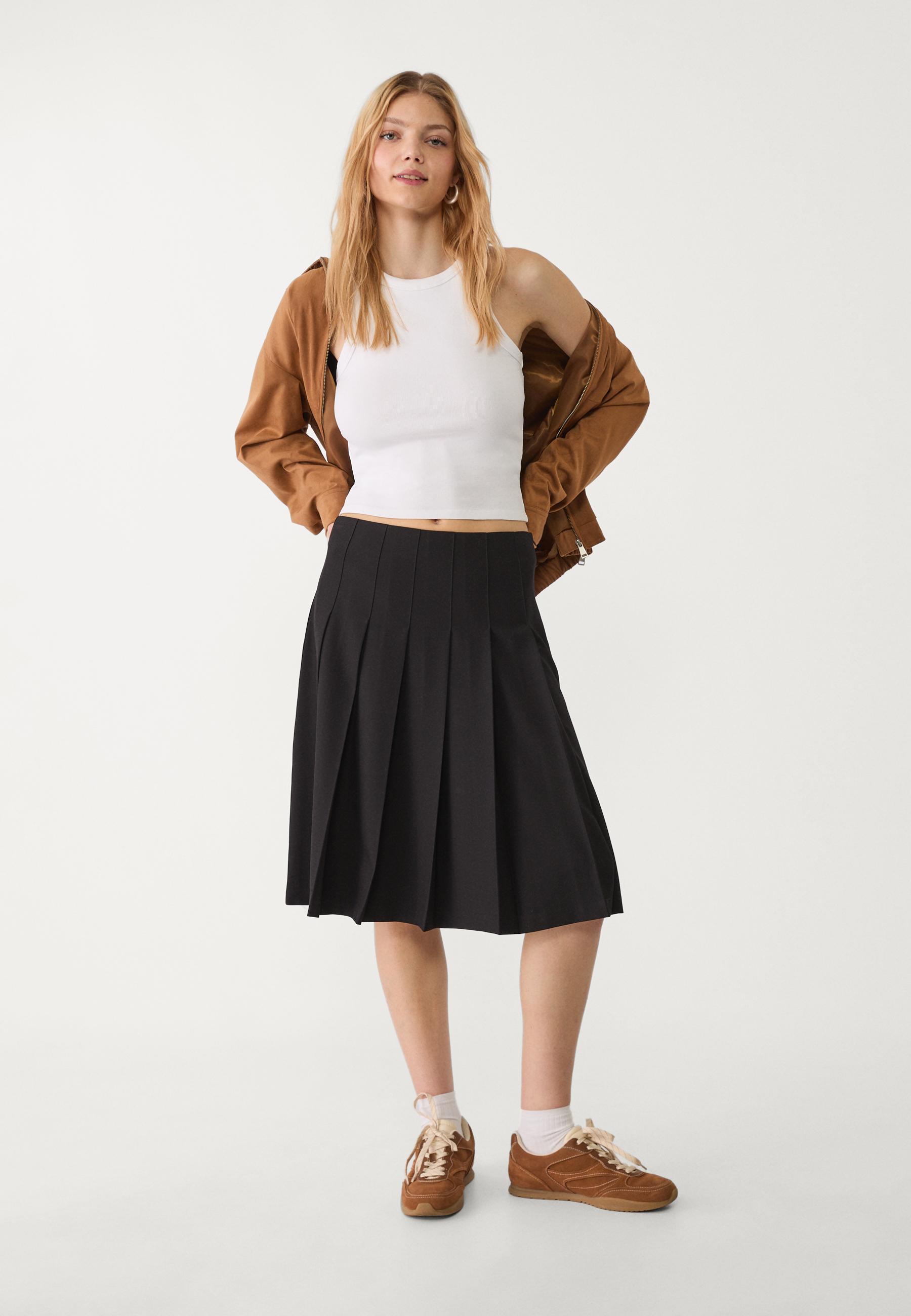 Midi skirt with box pleats - Women's fashion | Stradivarius