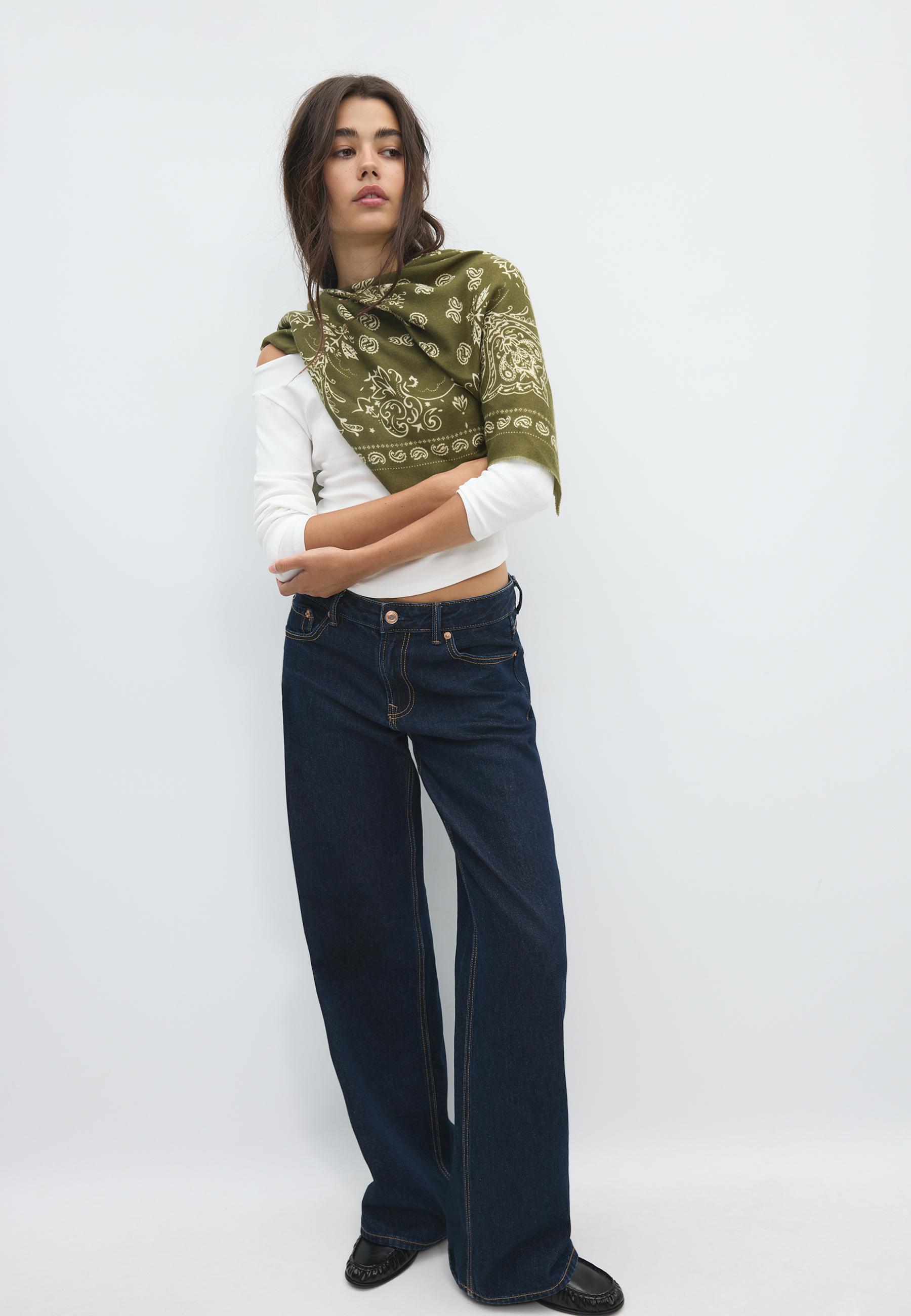 Cashmere-effect scarf — Khaki