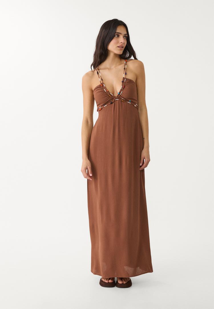 vestido fluido largo abalorios
