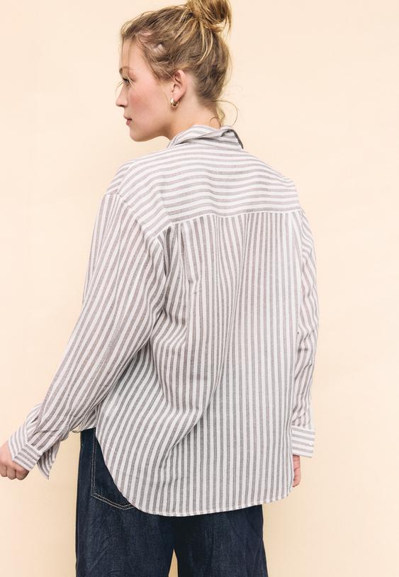 hemd-mit-leinen-optik