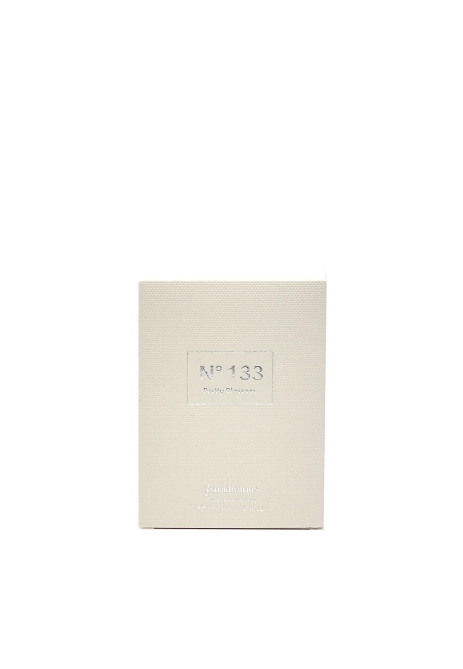 Pretty Blossom No. 133 — Ecru