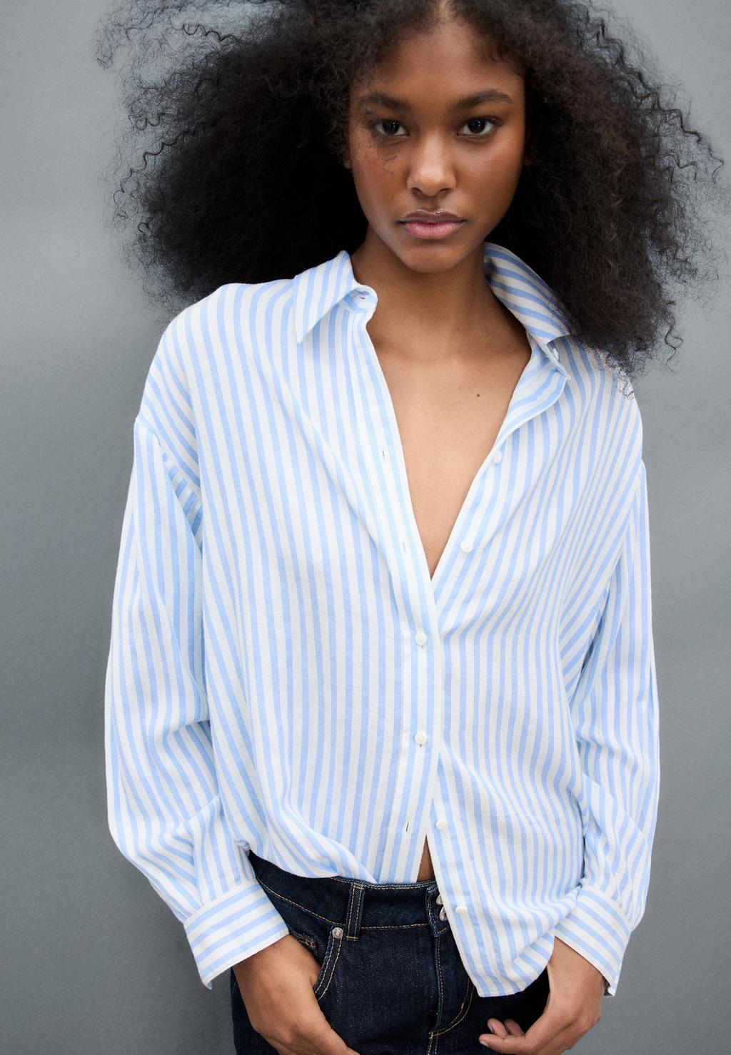 Flytende skjorte med lin