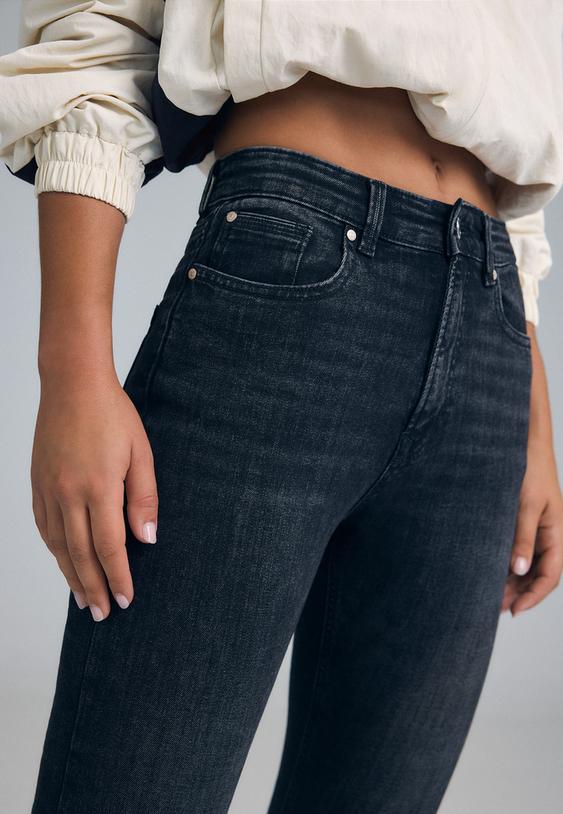 d09 skinny fit jeans met superhoge taille