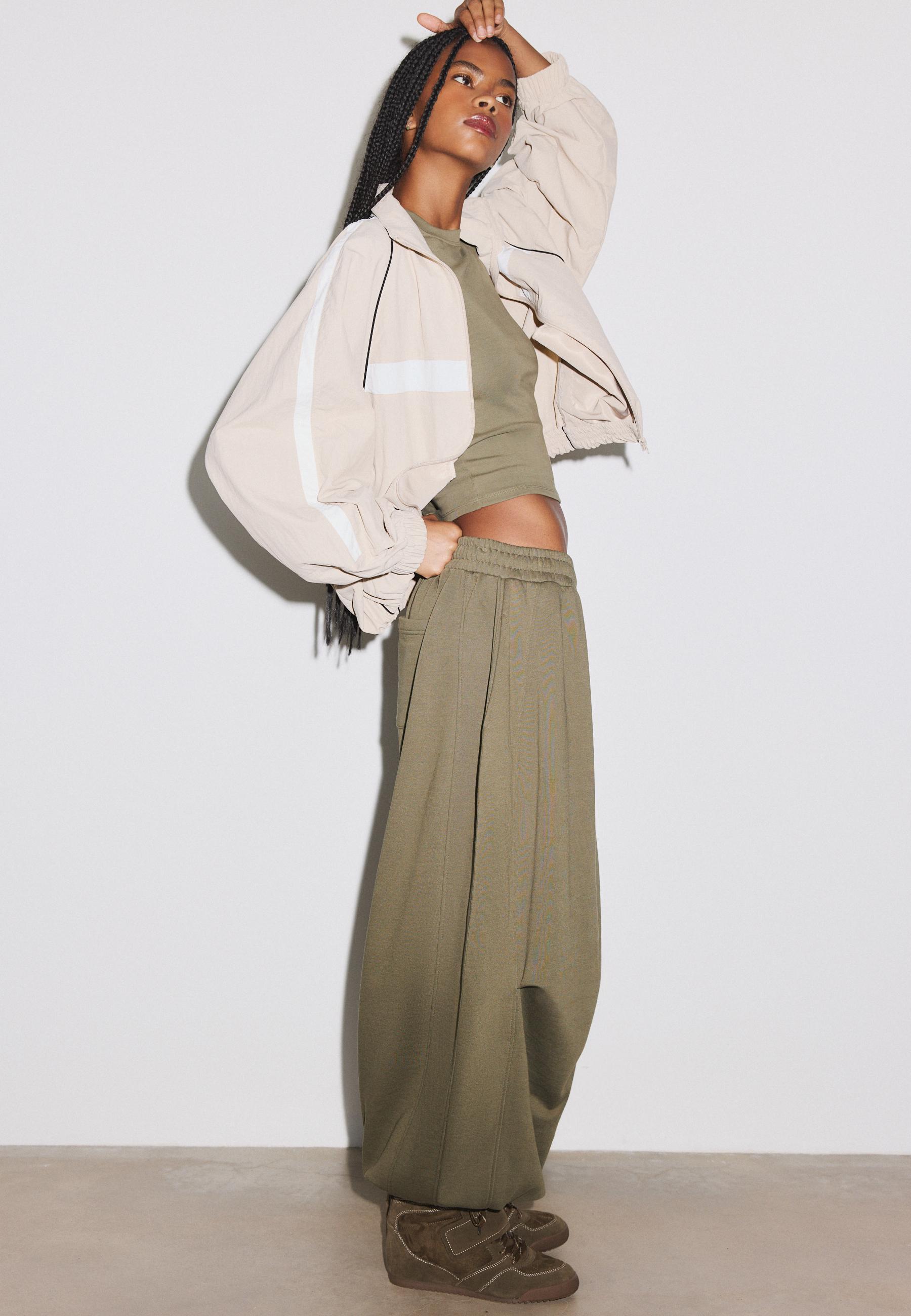 Balloon jogger trousers with toggles — Khaki