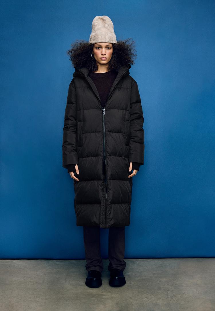 casaco acolchoado comprido de