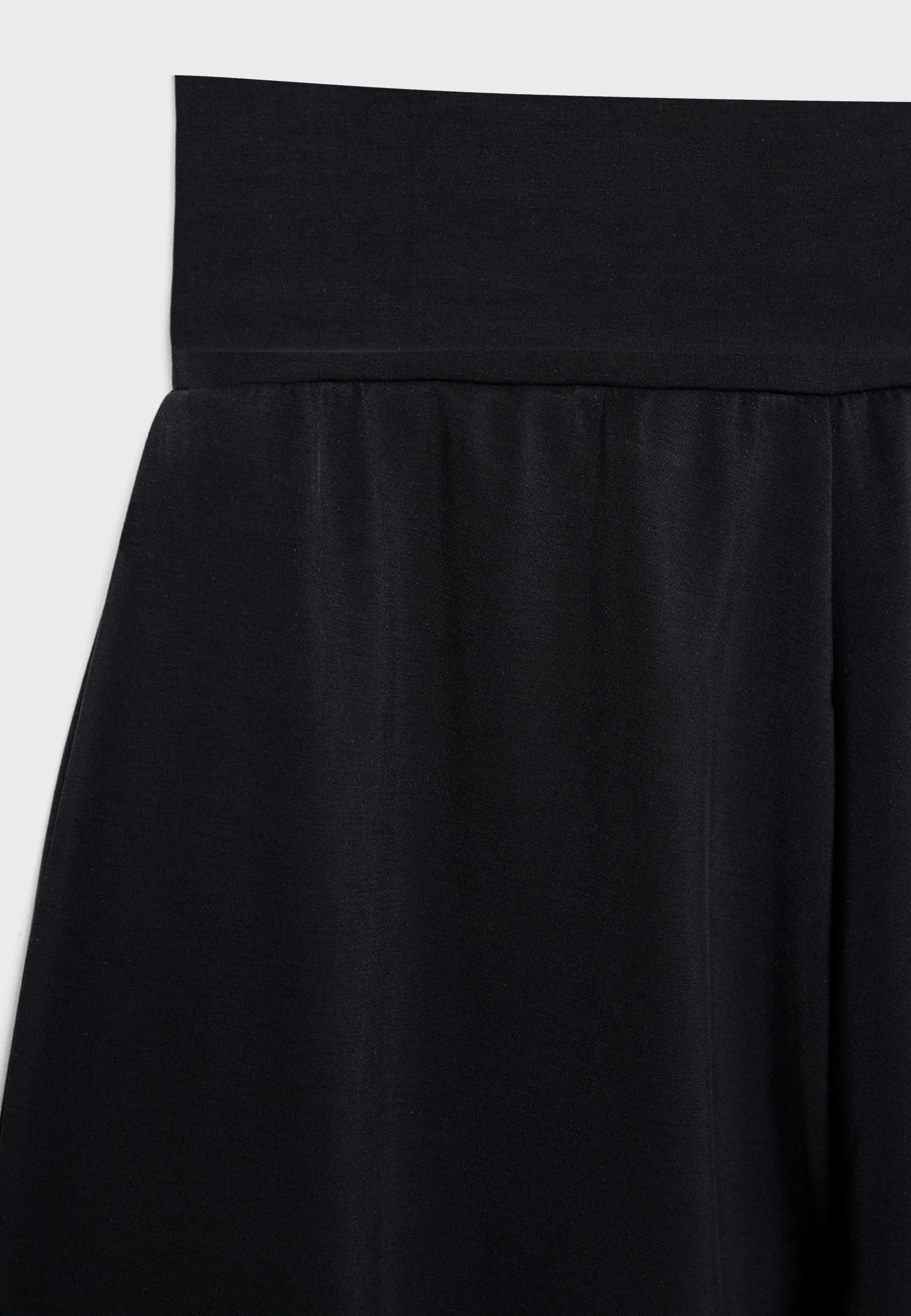 Soft-touch balloon jogger trousers with turn-up waist — Black