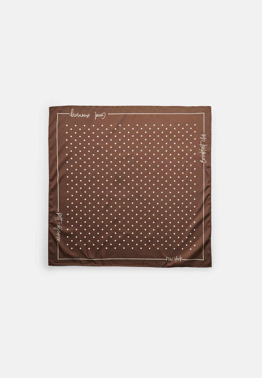 Foulard à pois