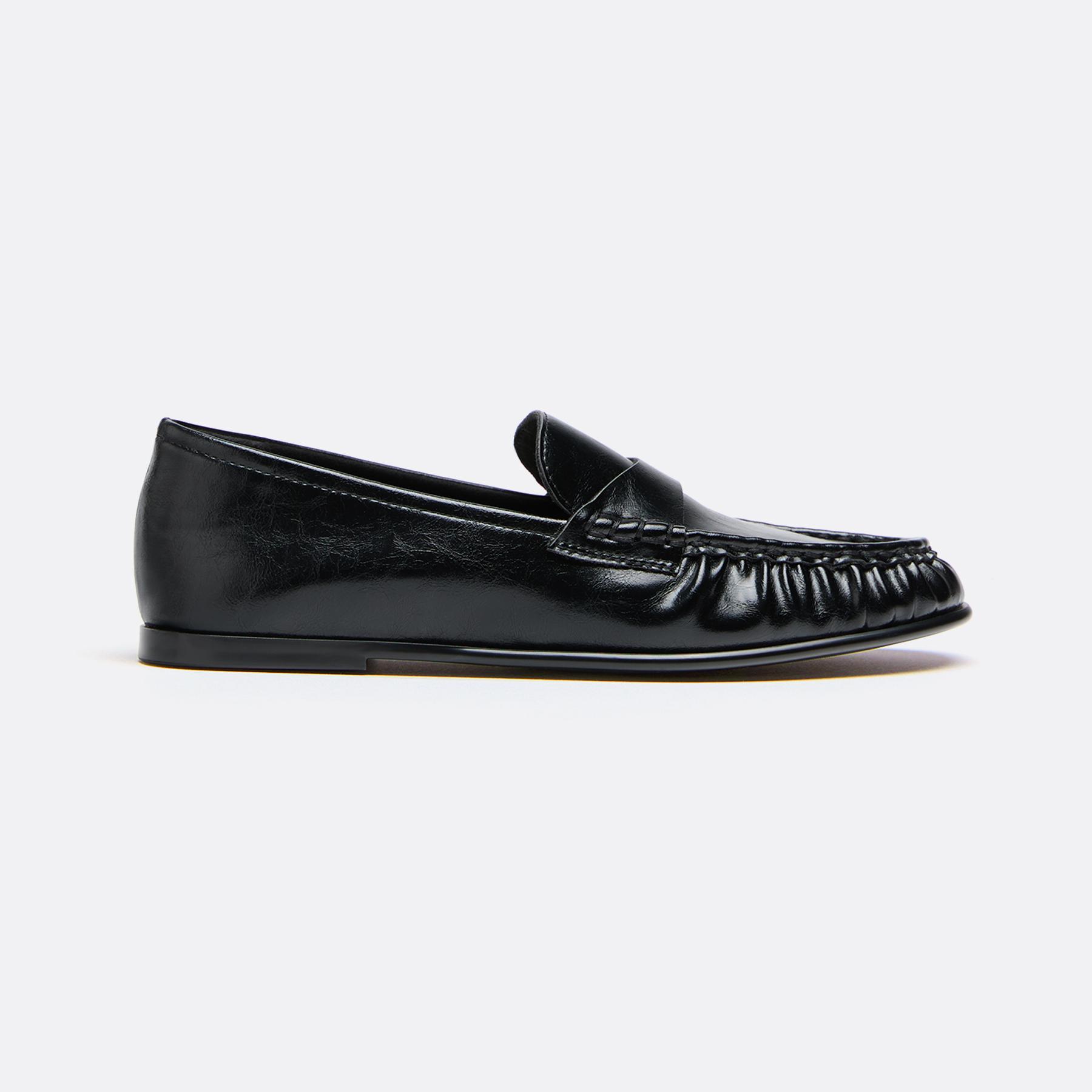WIDE FIT. Soft leather effect loafers — BLACK