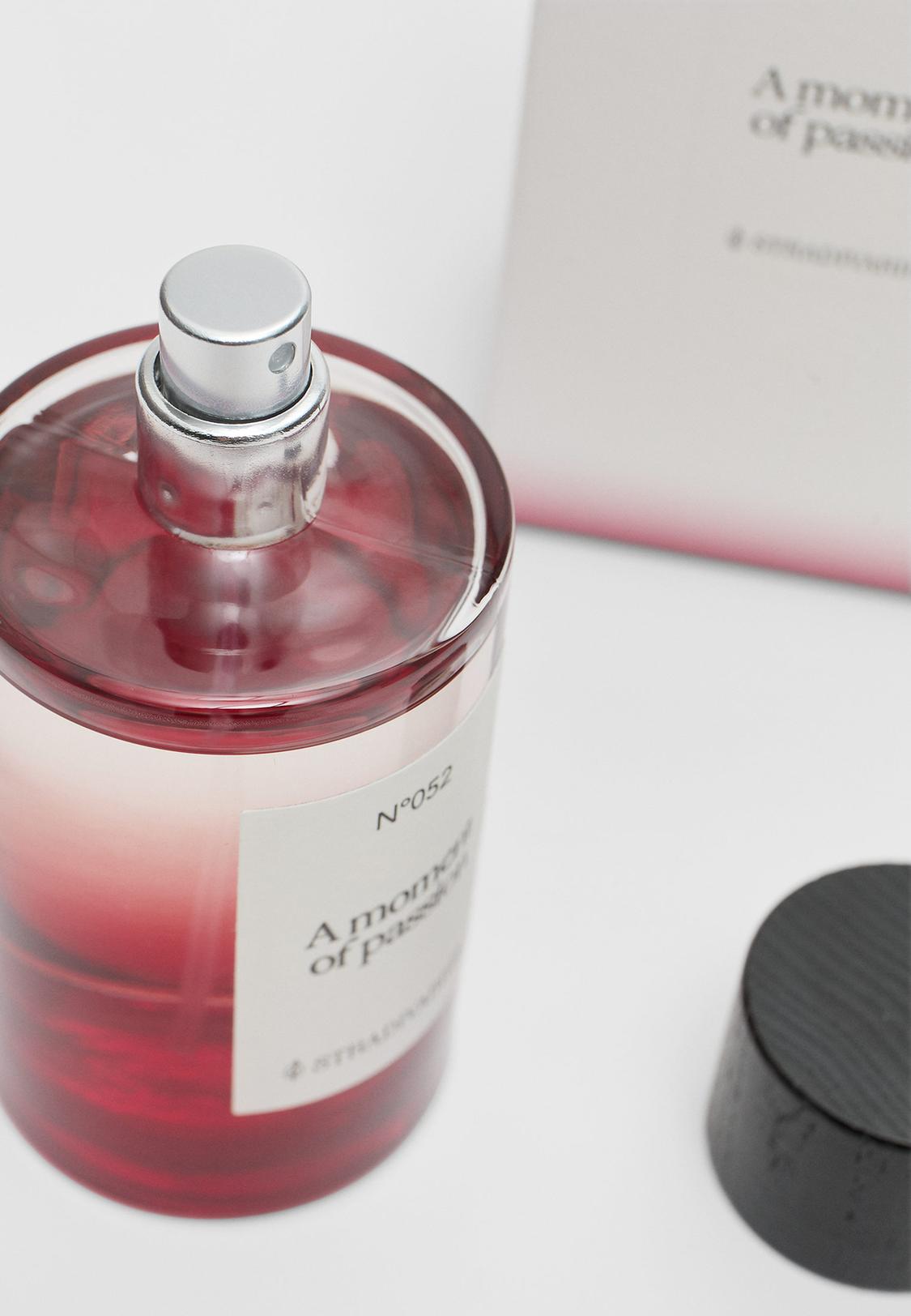 A moment of passion eau de toilette Women's fashion - Main Image