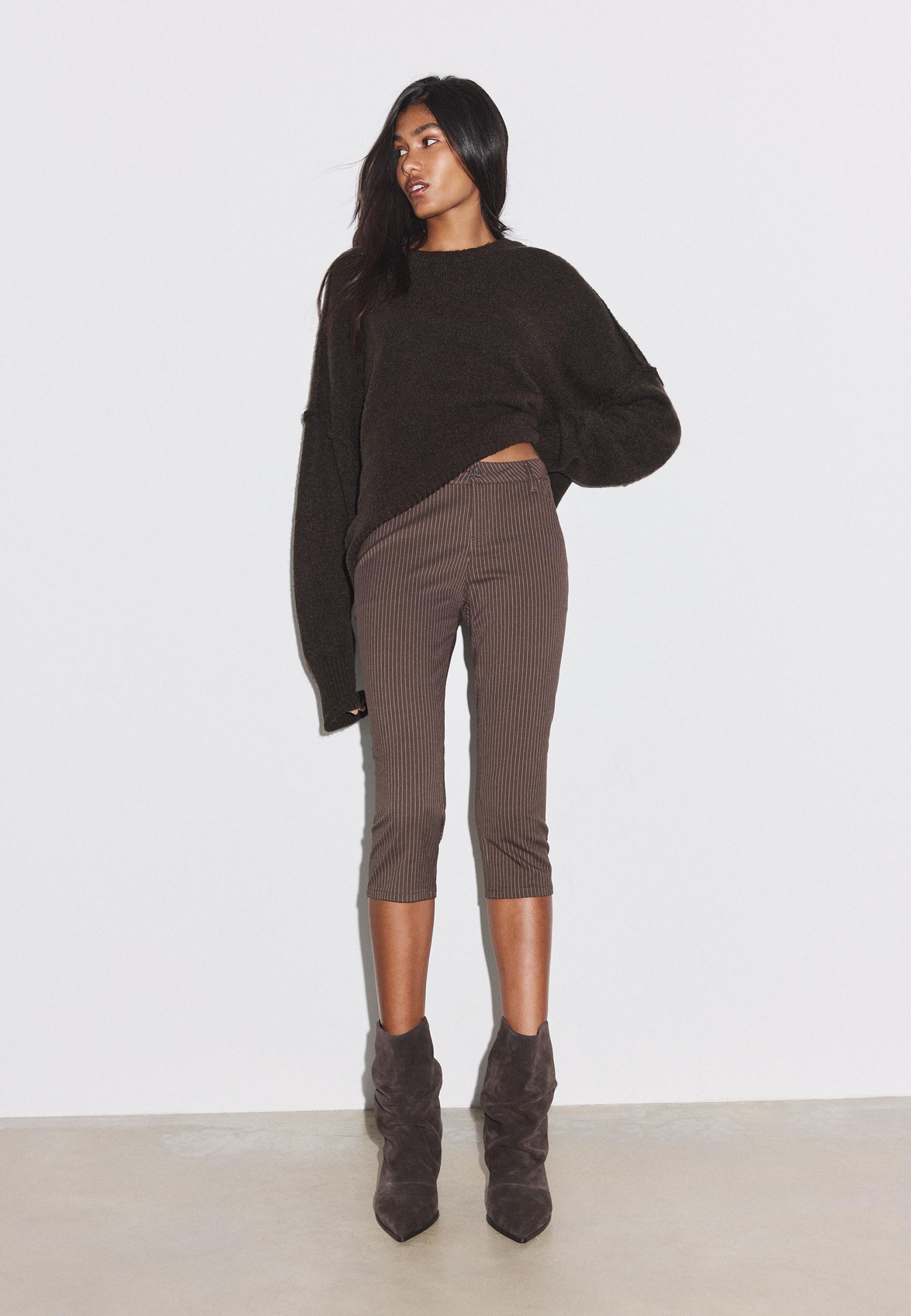 Smart capris — Brown