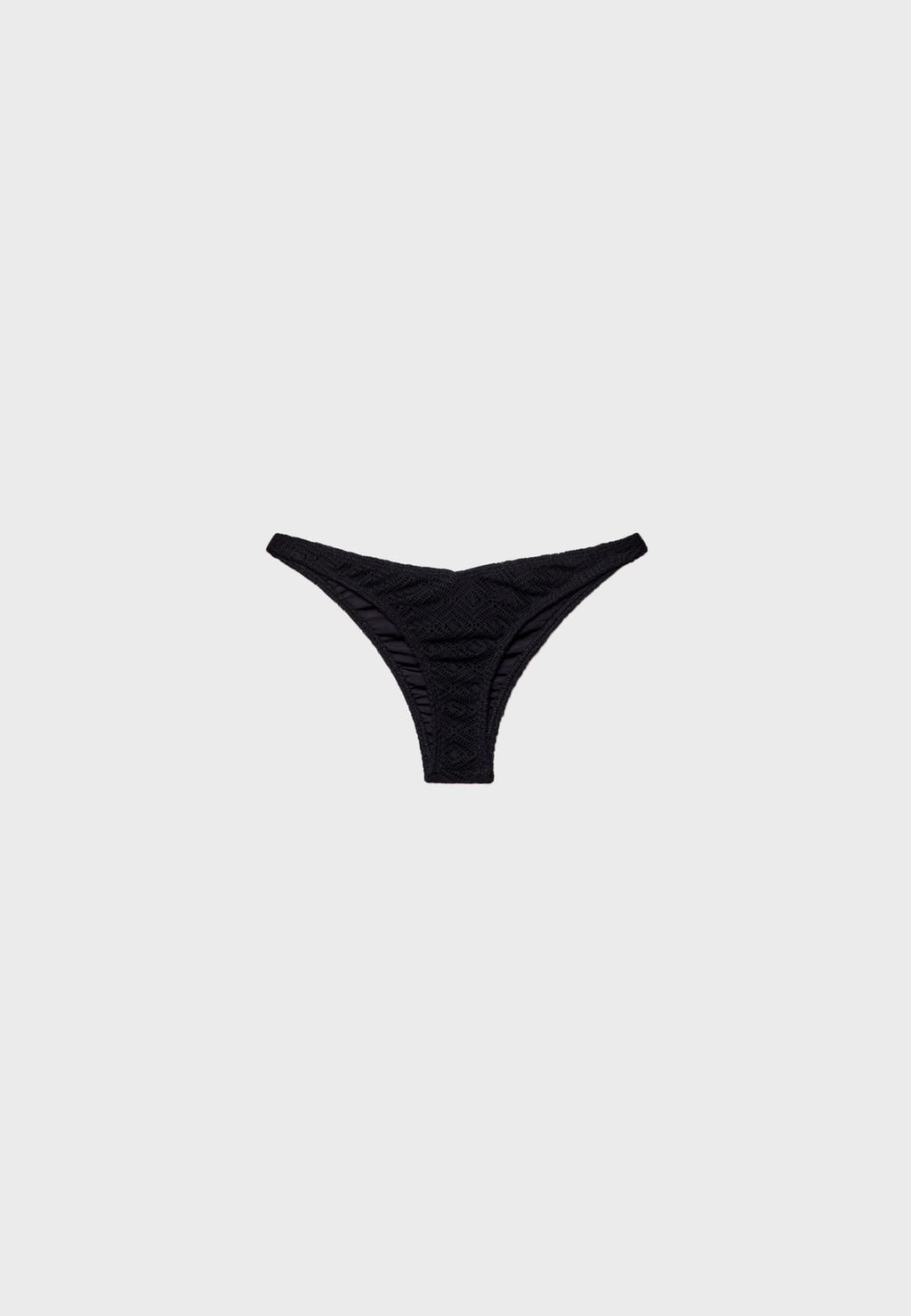 Brezilya tarzı kroşe bikini altı