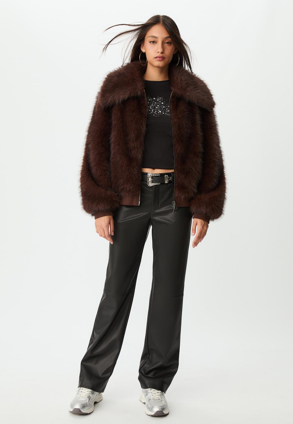 Pantalon droit similicuir zips latéraux