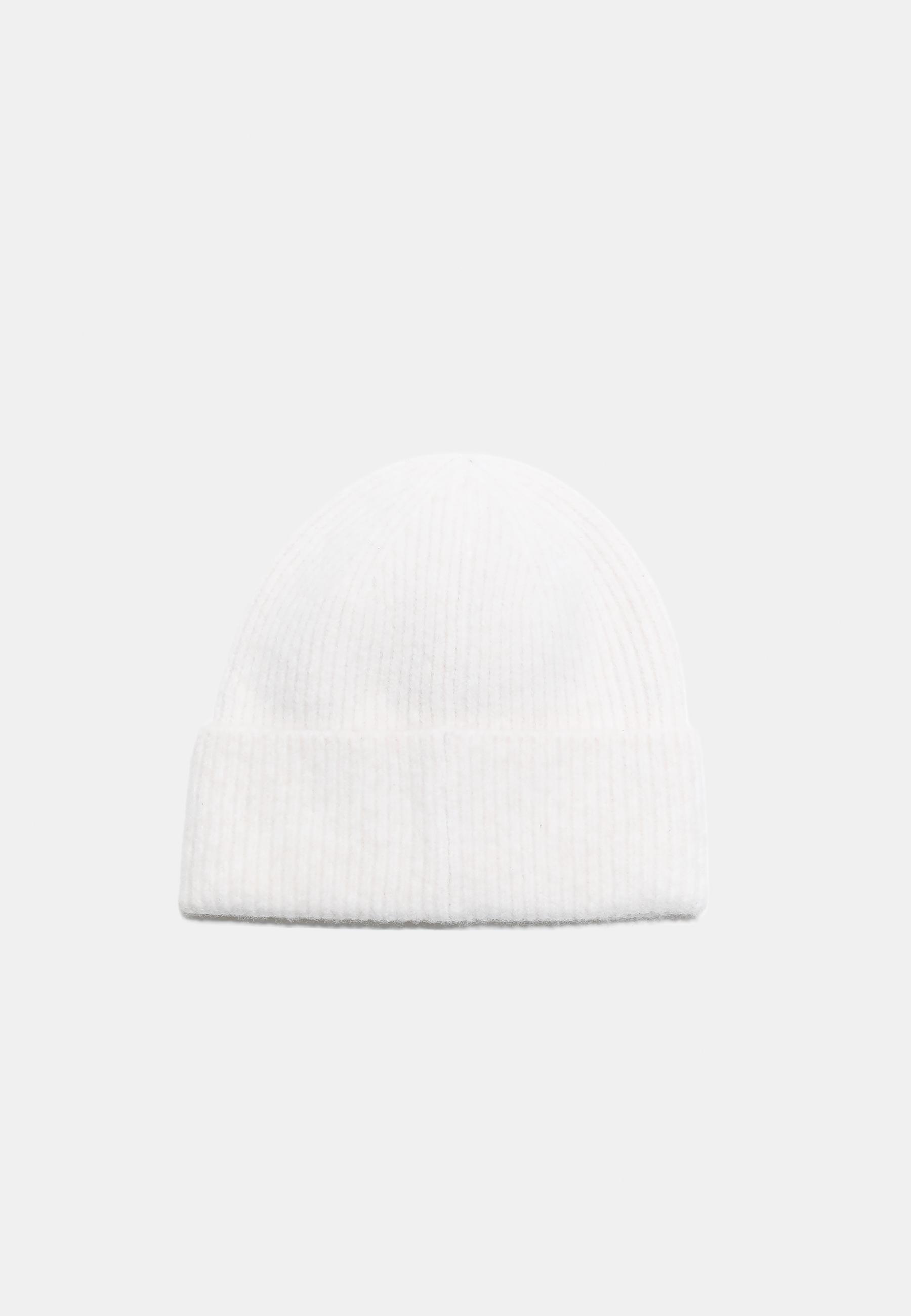 Basic knit hat — Ecru