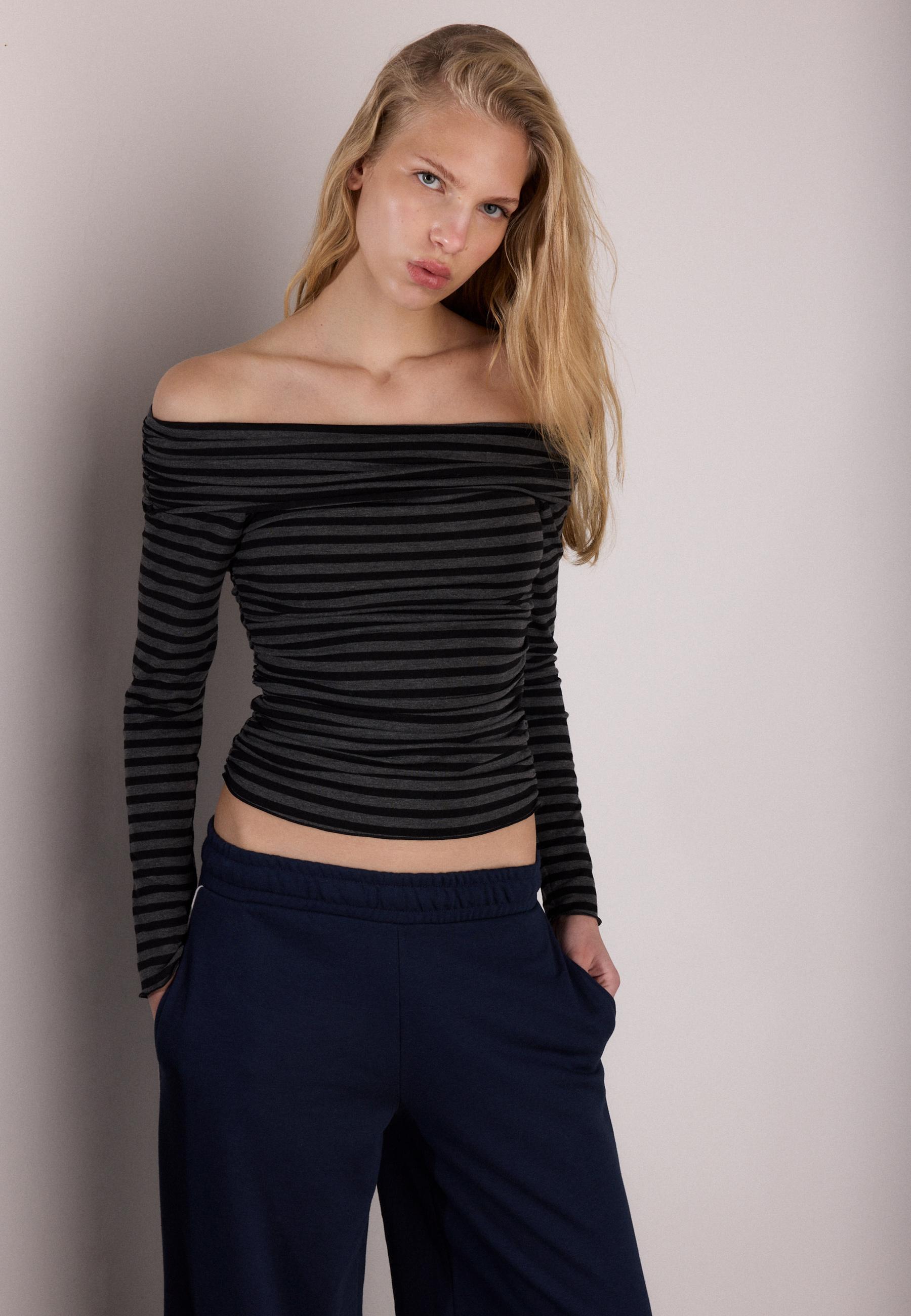 Striped Gathered Cold Shoulder T-shirt — Dark grey