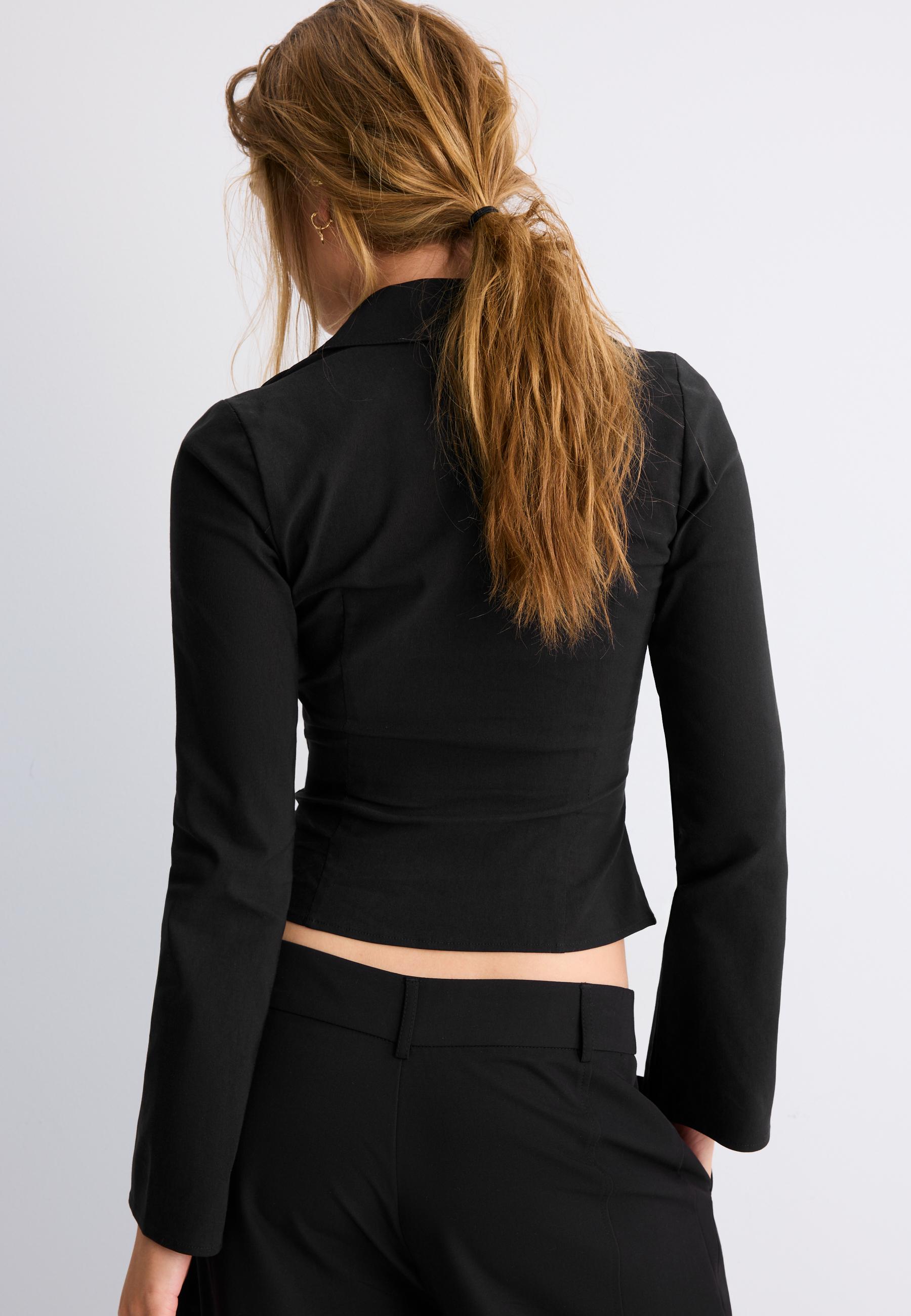 V-neck gathered shirt — Black
