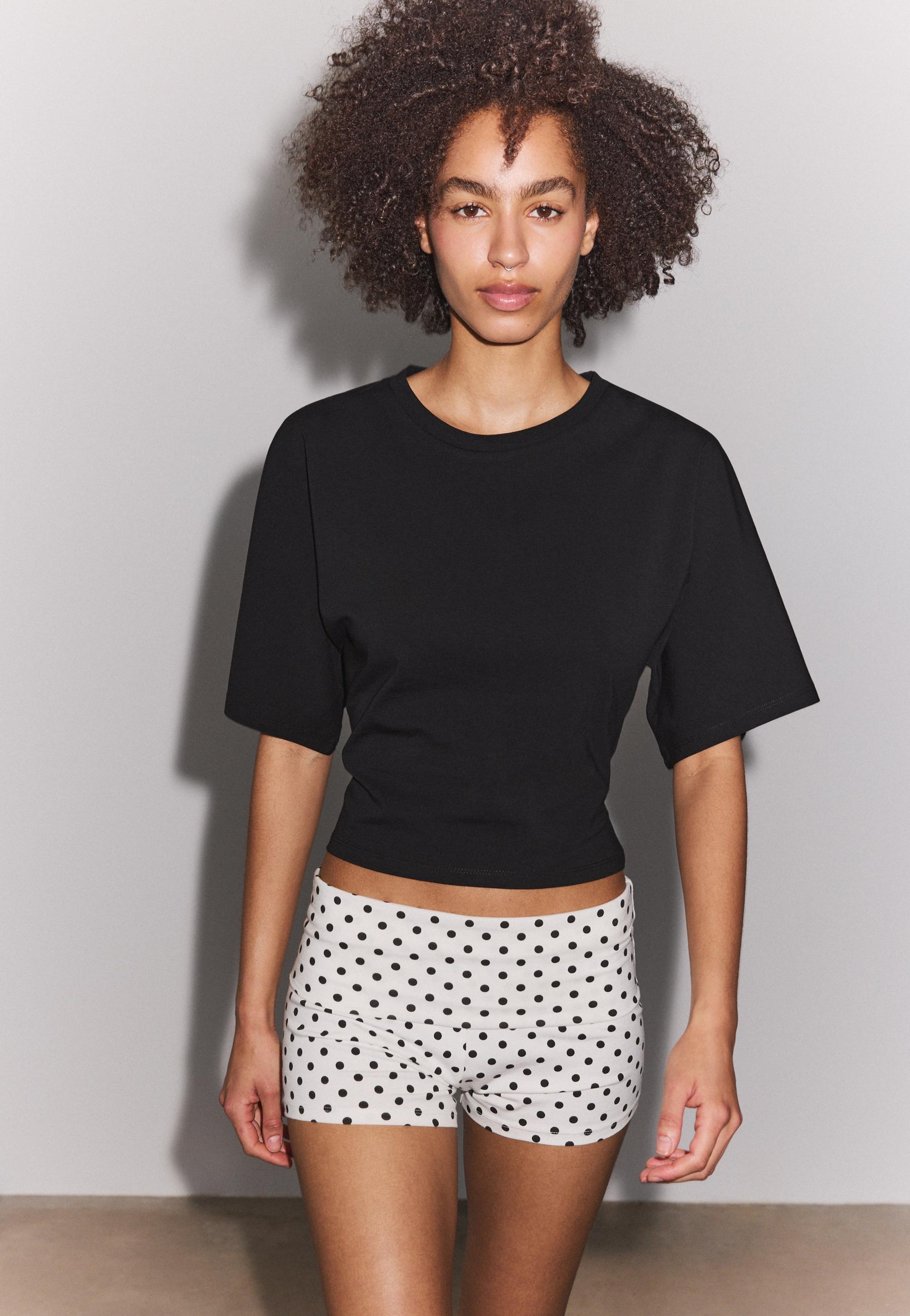 Japanese short sleeve T-shirt - Women's fashion | Stradivarius