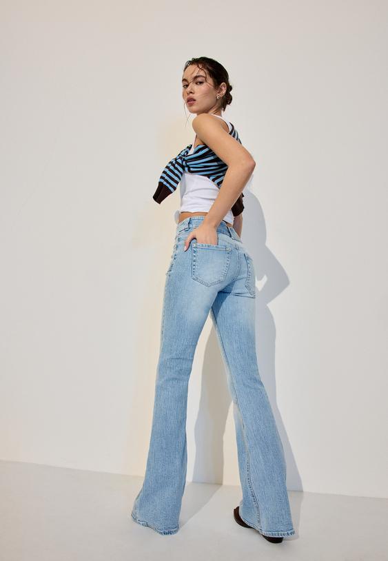 jeans tiro bajo bolsillo con costura