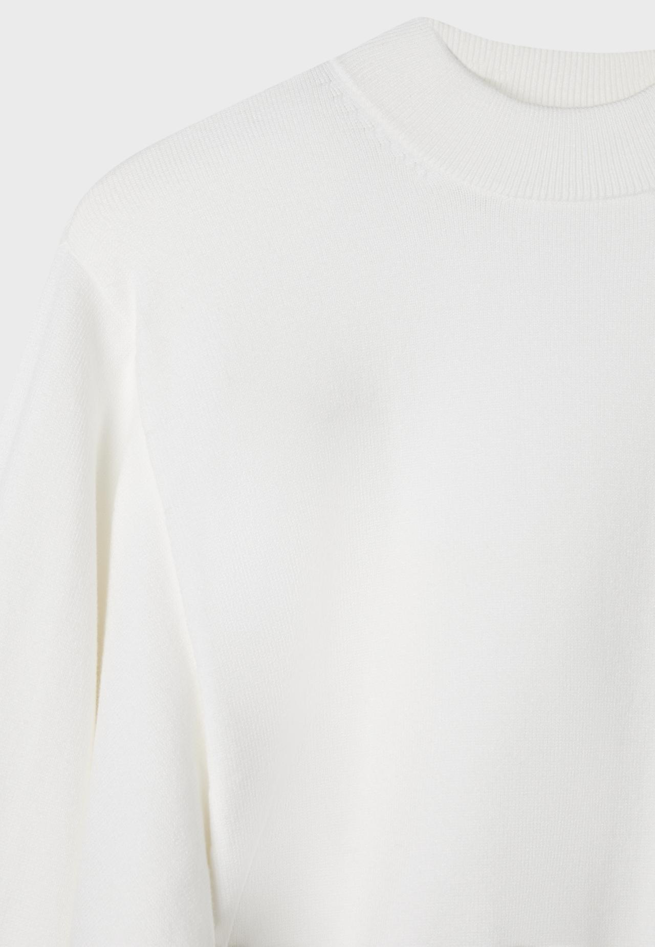 Padded shoulder knit jumper — Ecru