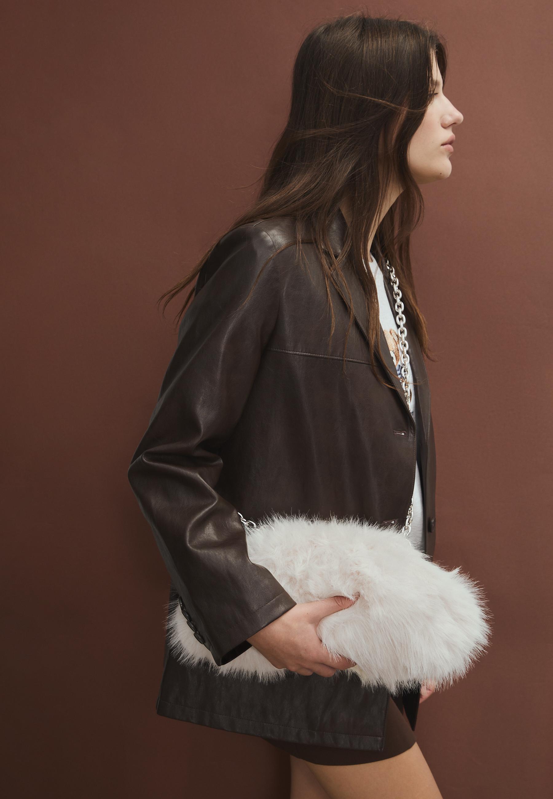 lemonplet FAUX FUR BÉNÉ BUCKET BAG FAUX FUR BÉNÉ BUCKET BAG