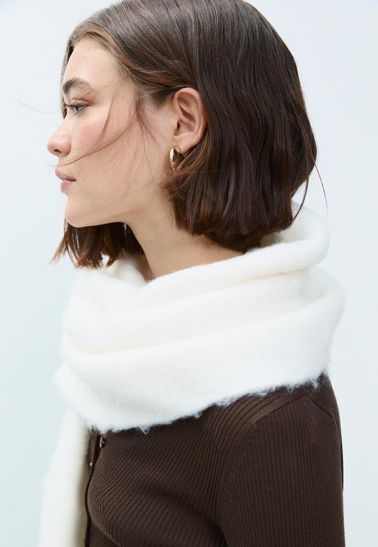 basic plain scarf