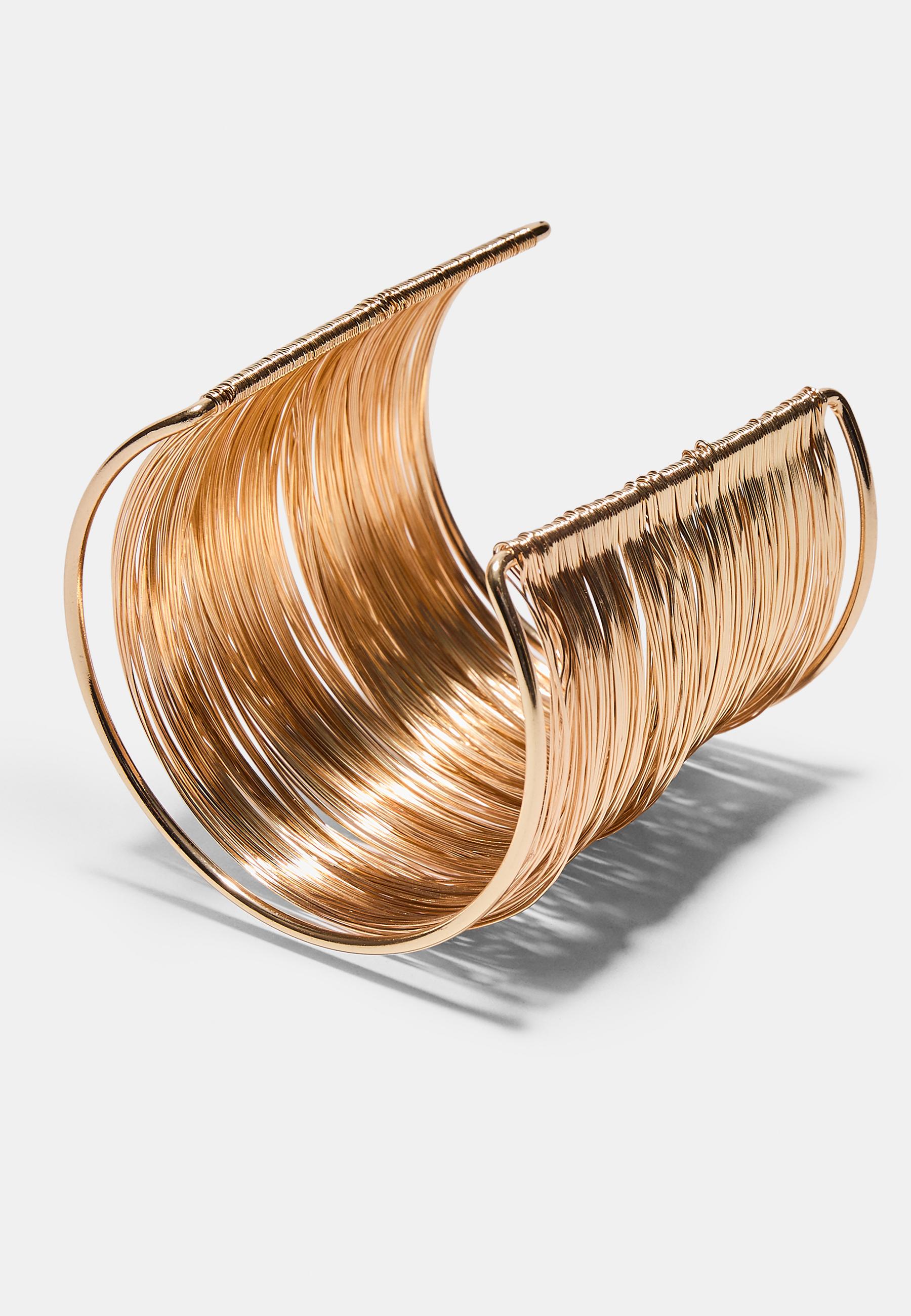 Multi-strand bracelet — Gold