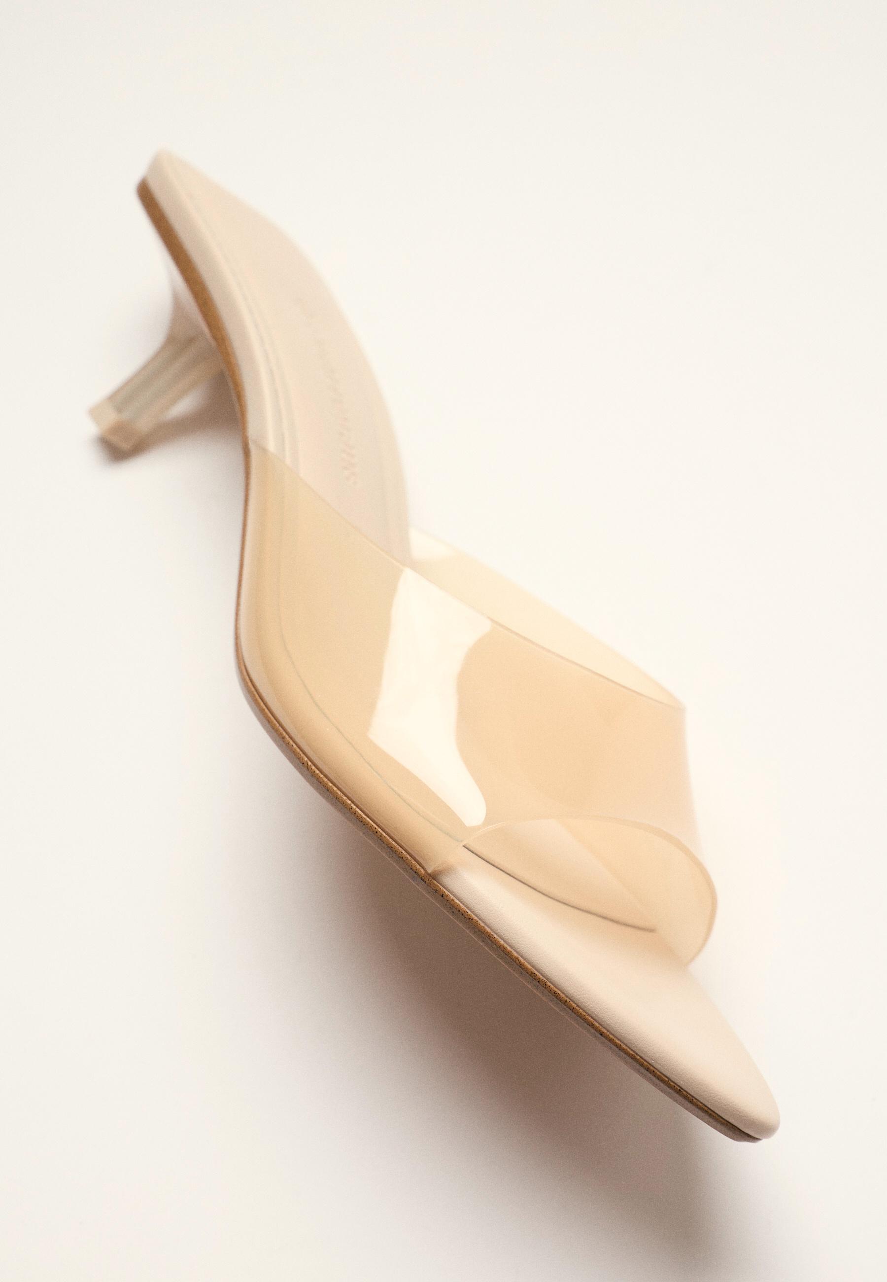 Vinyl vamp kitten heel sandals — BEIGE