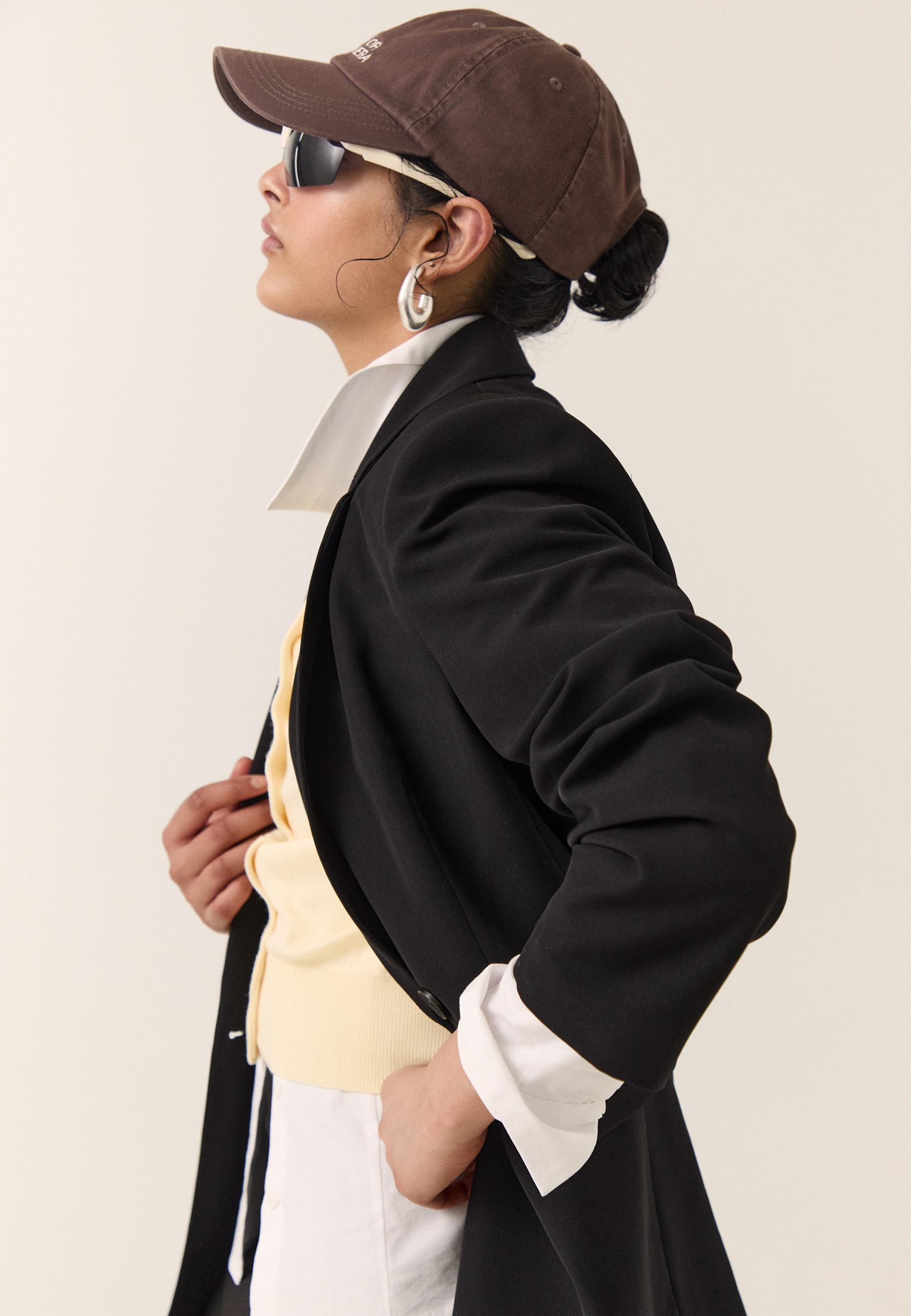 Slim fit double-breasted blazer — Black