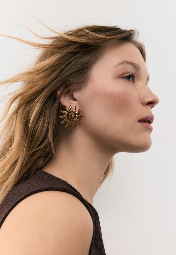 Stradivarius Small Sun Rhinestone Earrings Gold Os