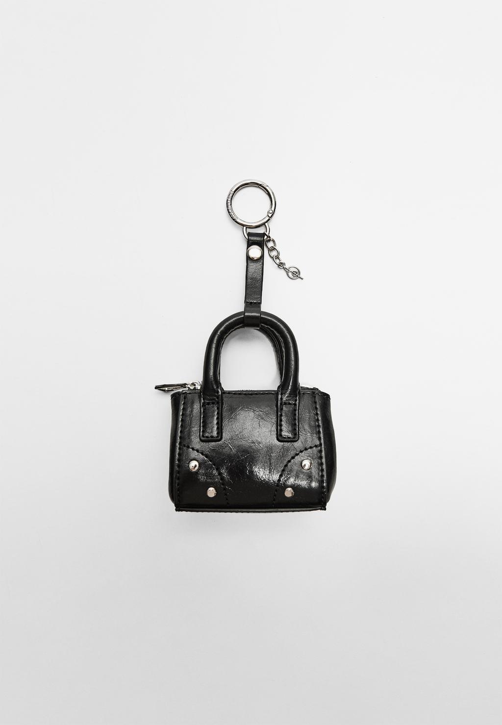 Maxi bag charm key ring