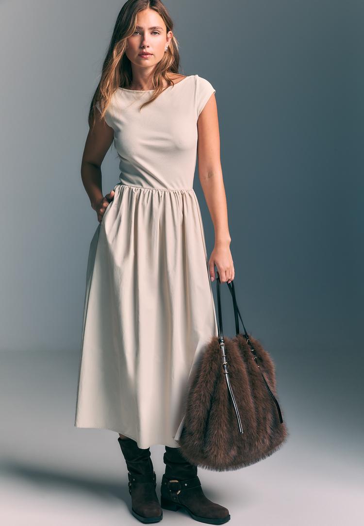 vestido midi combinado