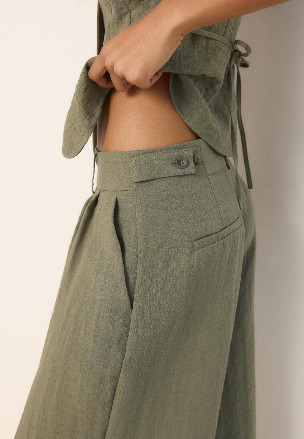 Adjustable rustic wide-leg button trousers — Khaki