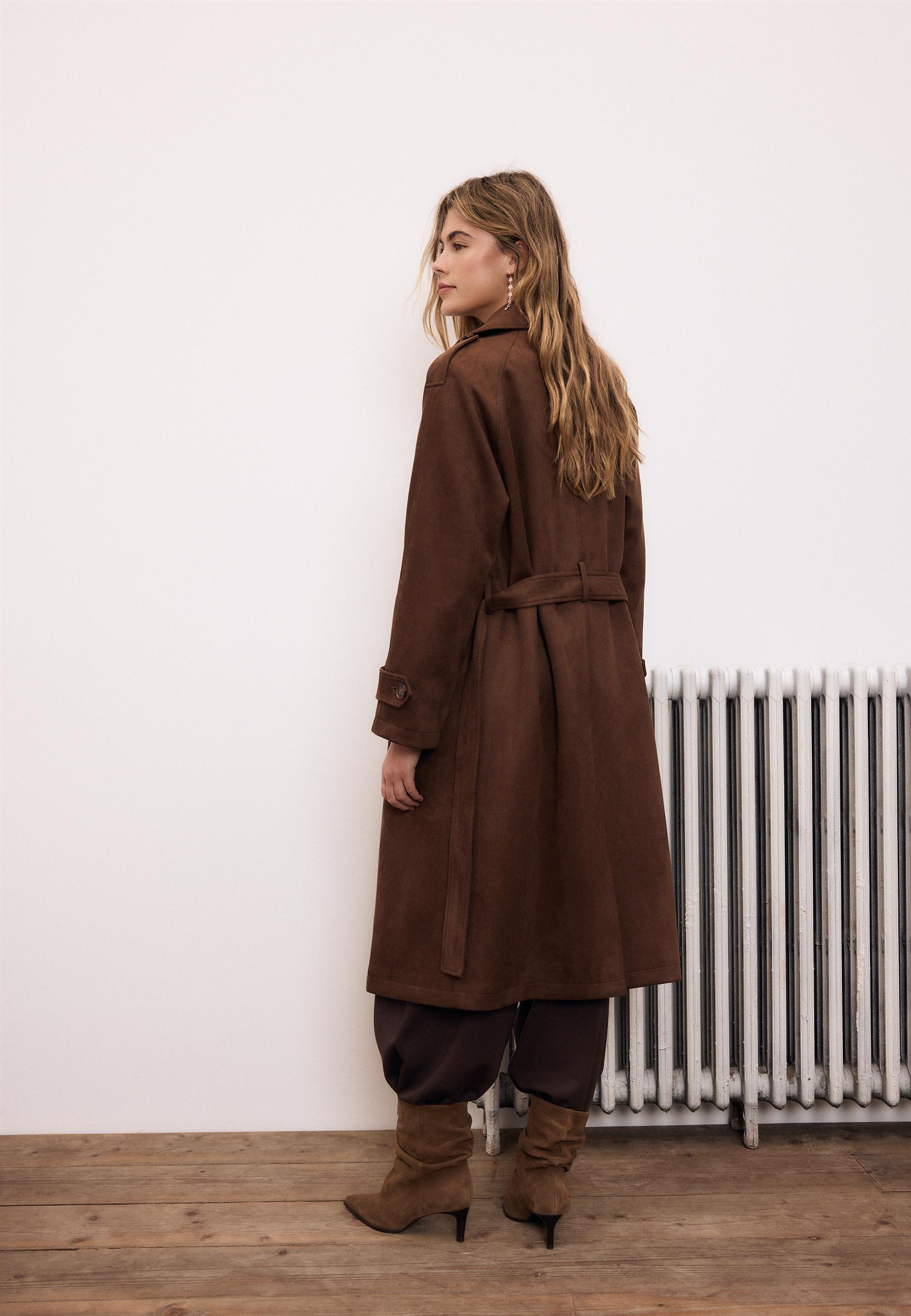 Uzun suni süet trençkot - Görsel 5