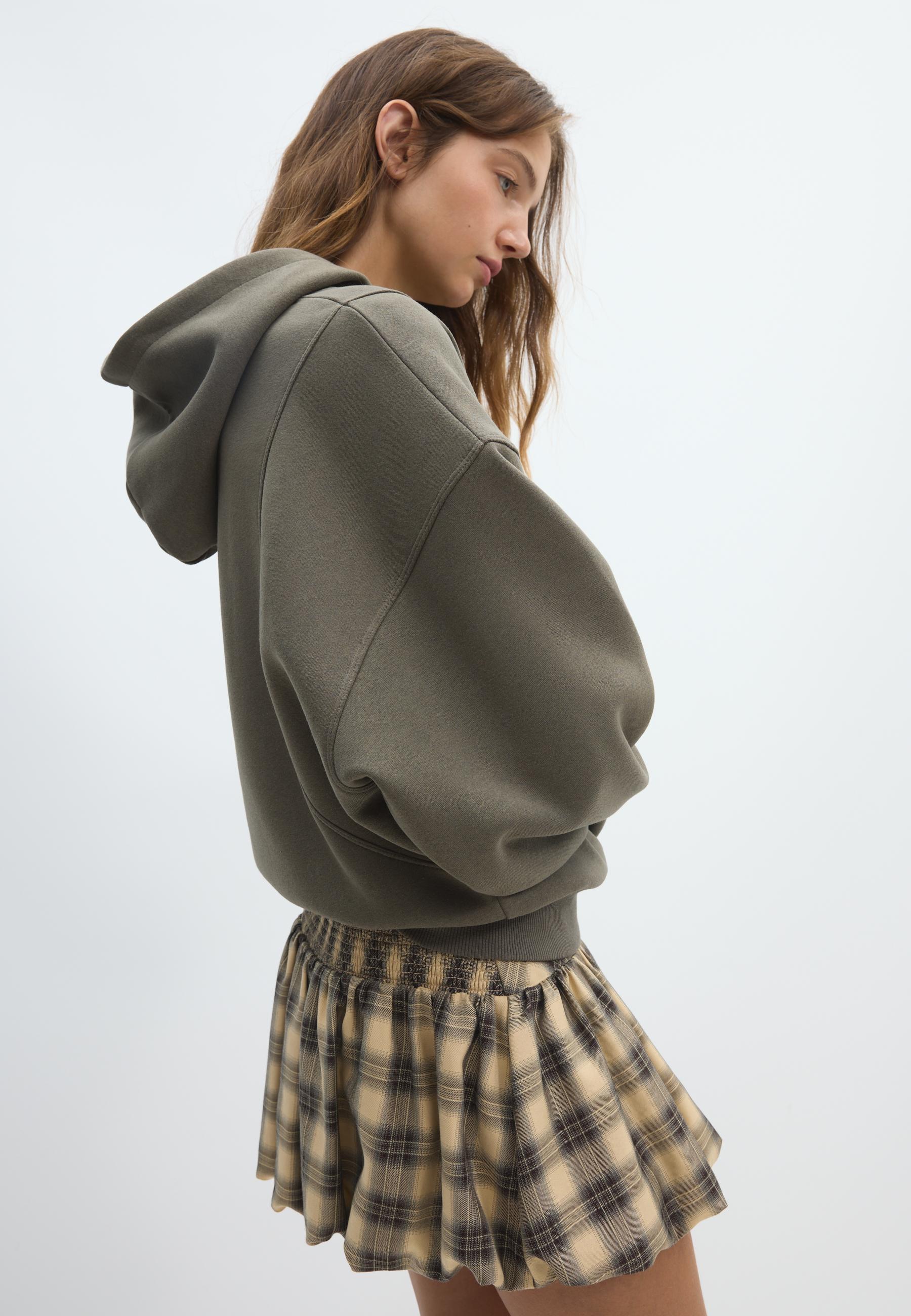 Printed text hoodie — Khaki