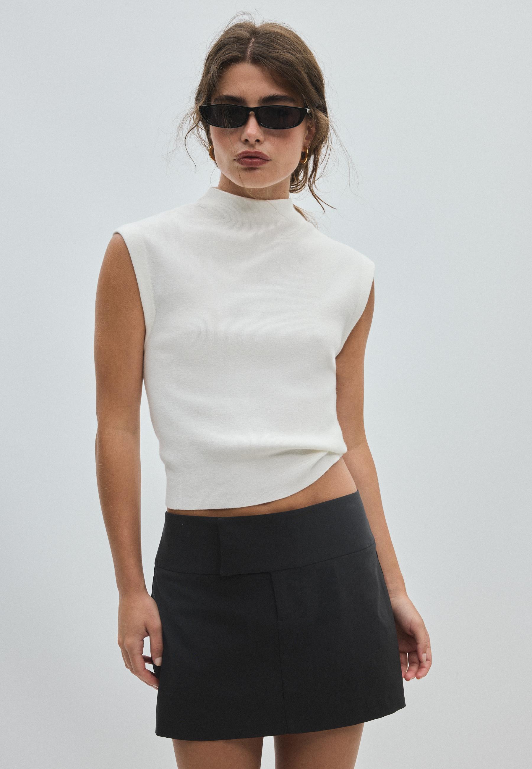 Wide waistband mini skort — Black