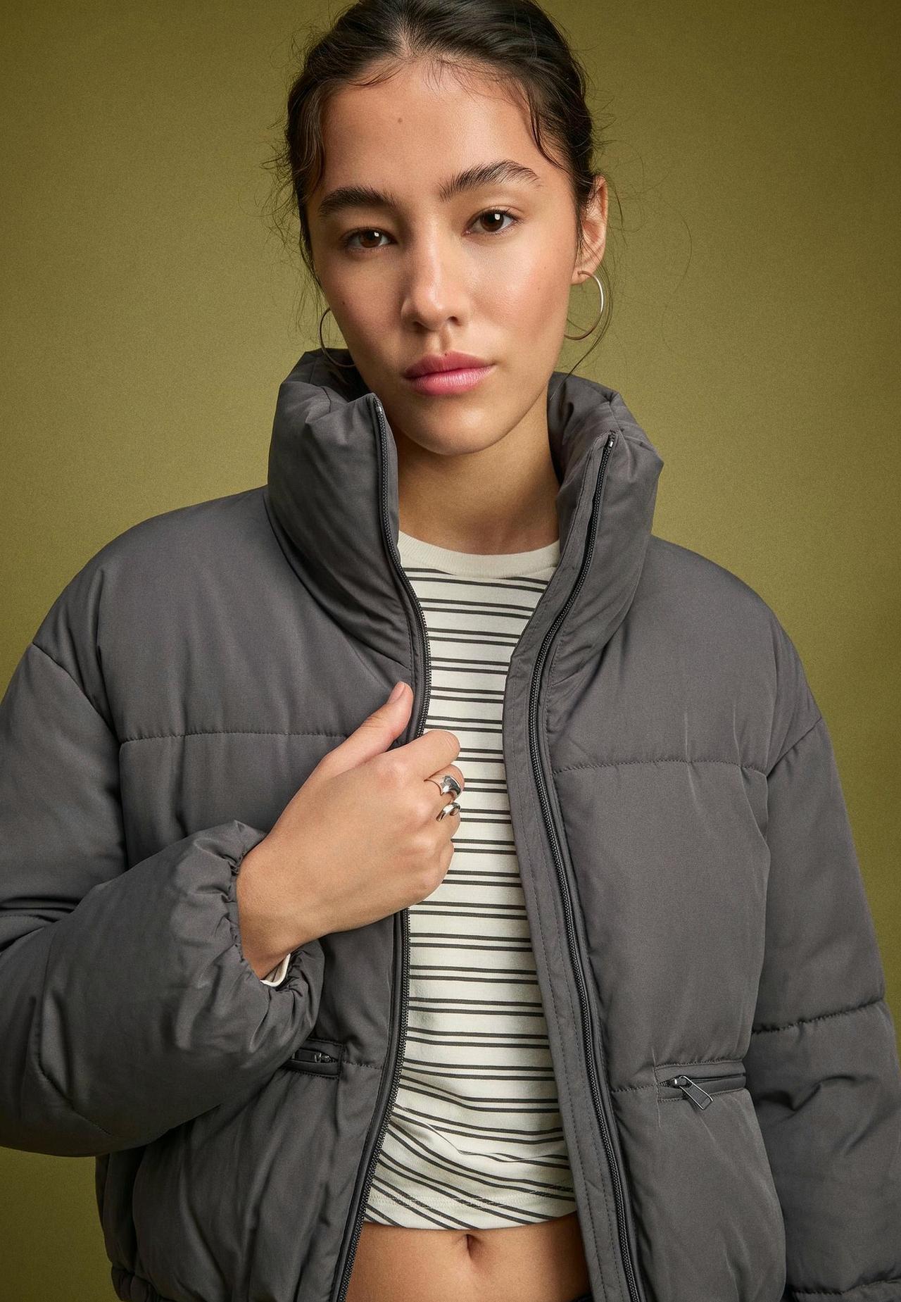 Basic hooded puffer jacket — Dark grey