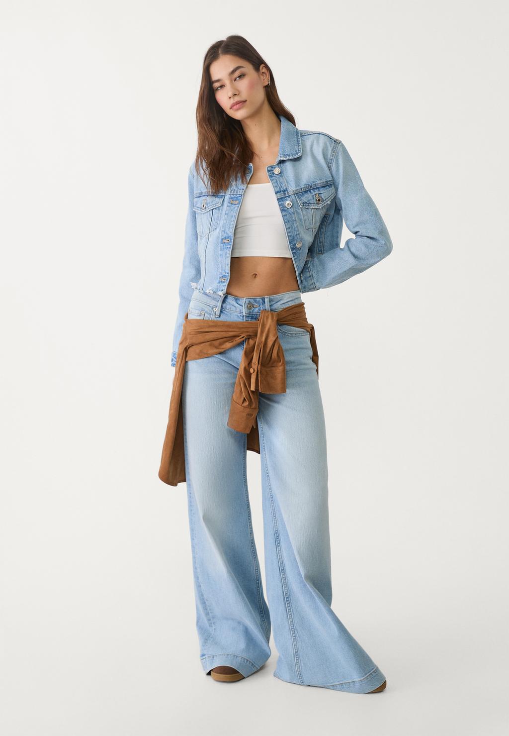 Denim jacket with pockets