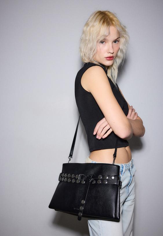 Torbica S Pasom In Zakovicami