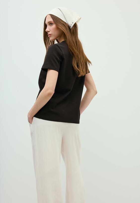 tshirt basica regular fit toque suave