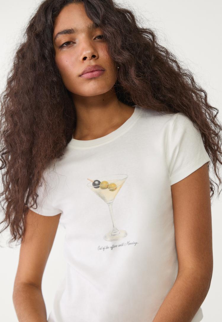 camiseta fitted estampado