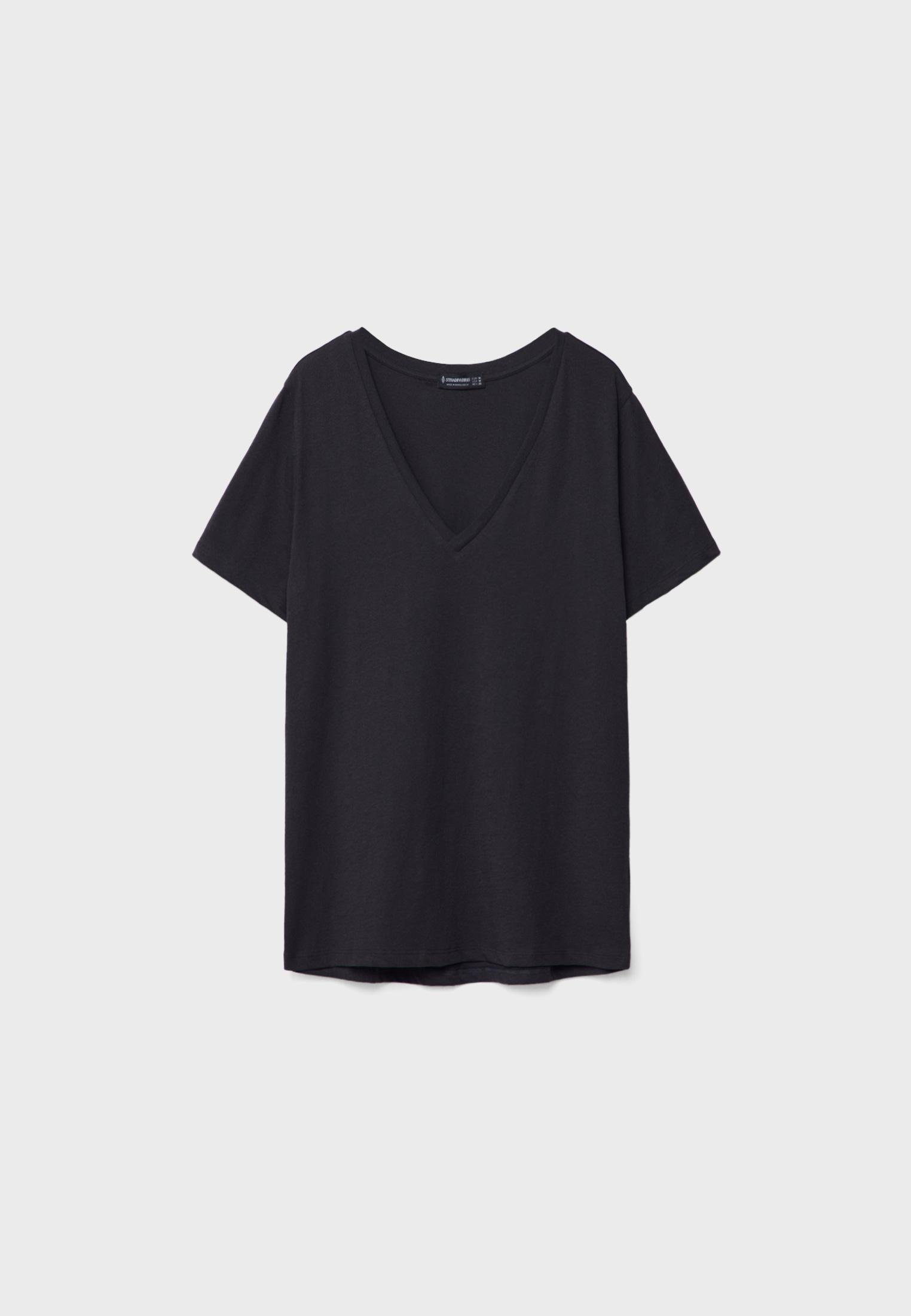 Basic V neck T shirt